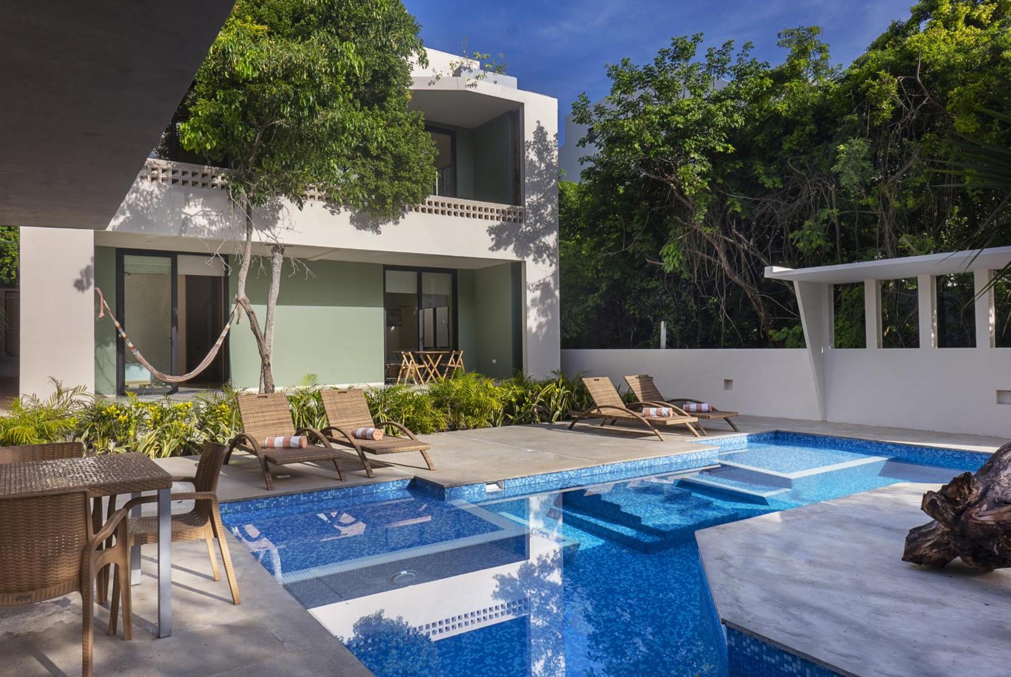 Ikana Puerto Aventuras Golf Getaway Exterior photo